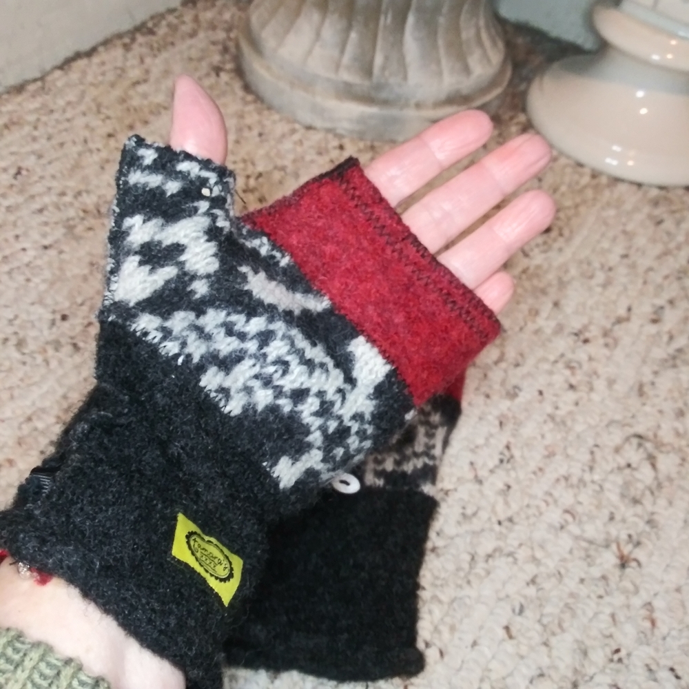 Tamara's Red Black/White Felted Sweater Fingerless Handmade Farmcore Gloves - Picture 3 of 8